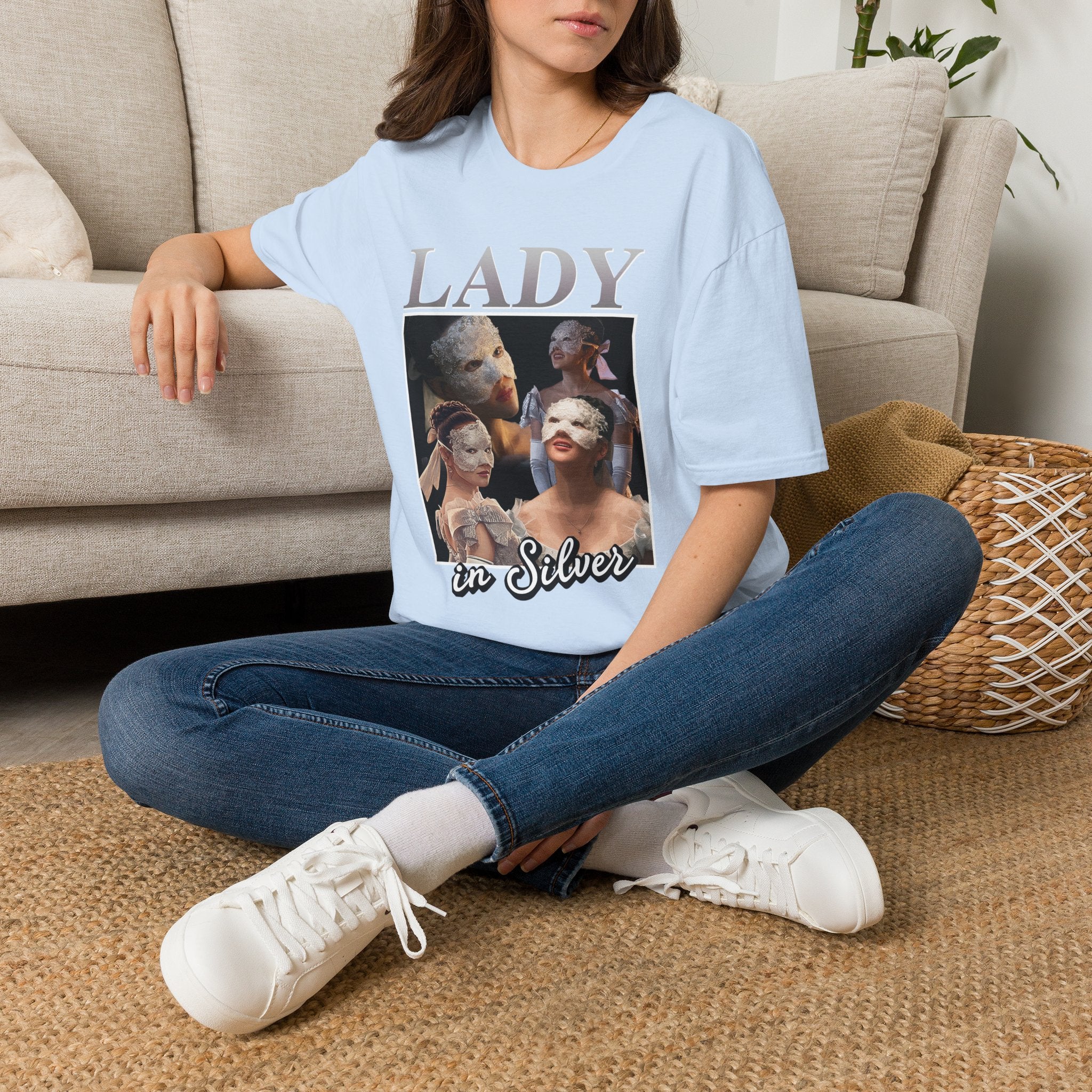 Lady In Silver 90's Bridgerton Netflix T-Shirt